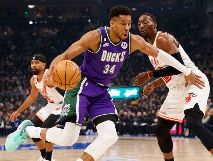 Bucks Giannis Antetokounmpo (lower back contusion) doubtful for Game 2 vs Heat NBA Playoffs