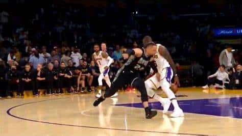Dillon Brooks LeBron James