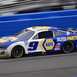chase elliott returns at martinsville (1)