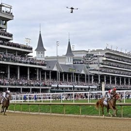 Sonny Leon aboard Rich Strike for Kentucky derby.