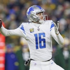 NFL: Detroit Lions at Green Bay Packers