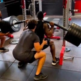 nick chubb squat