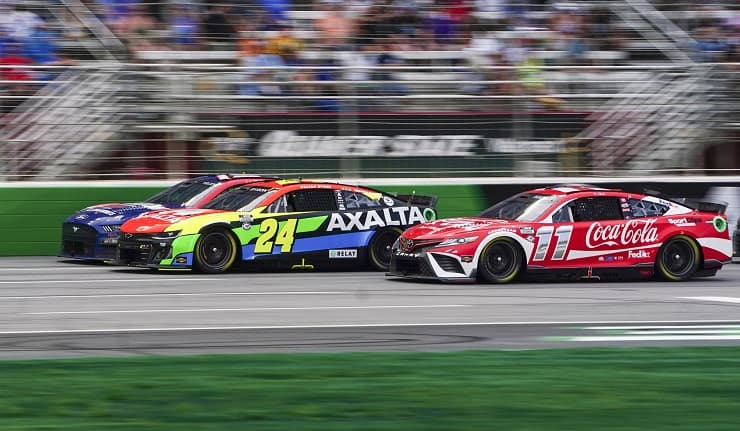 william byron tops field at rainy atlanta (1)