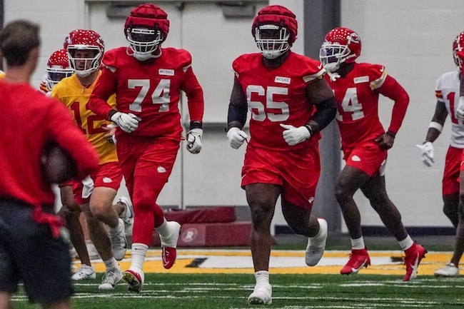 Kansas City Chiefs offensive tackle Jawaan Taylor 