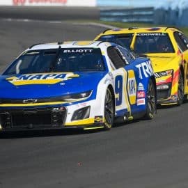 chase elliott down to last chance to make playoffs (1)