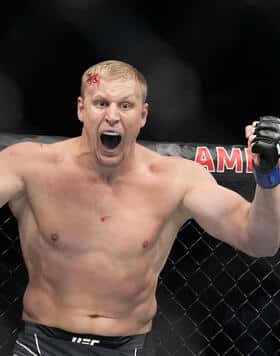 UFC 277: Lewis v Pavlovich