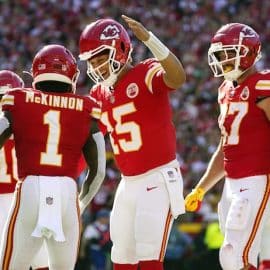 Kansas City Chiefs running back Jerick McKinnon (1) celebrates with quarterback Patrick Mahomes