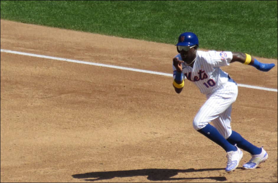 Ronny Mauricio Runs