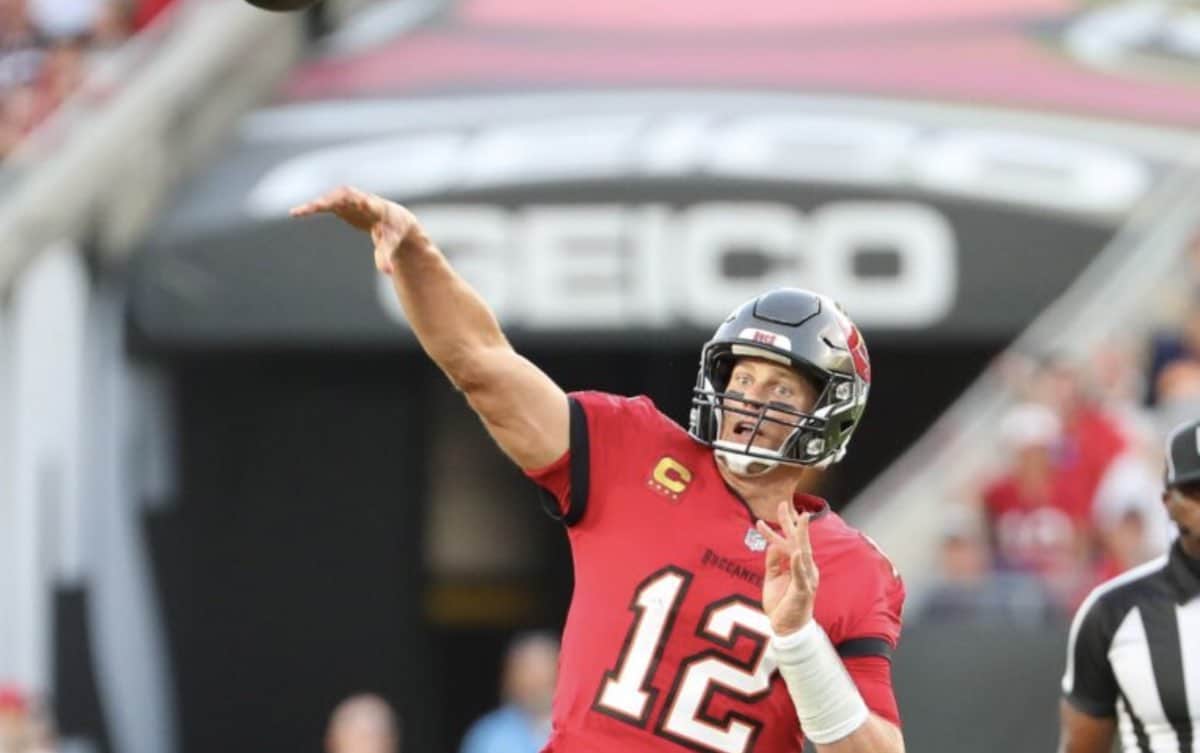 Tom Brady Signs With Delta Airlines As A Strategic Advisor