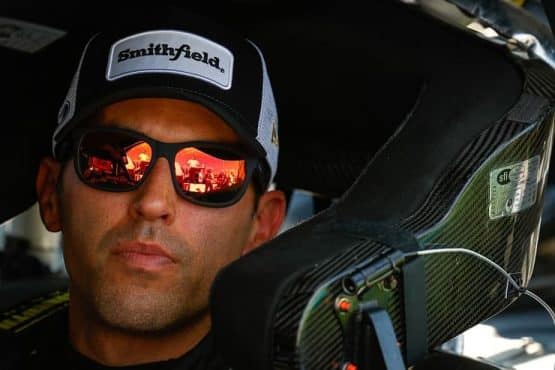 aric almirola wins pole at talladega (1)