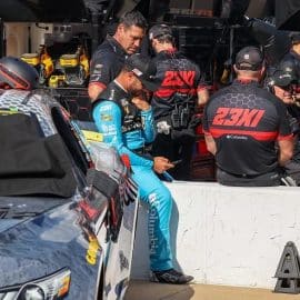 bubba wallace enters round of 12 below cutoff (1)