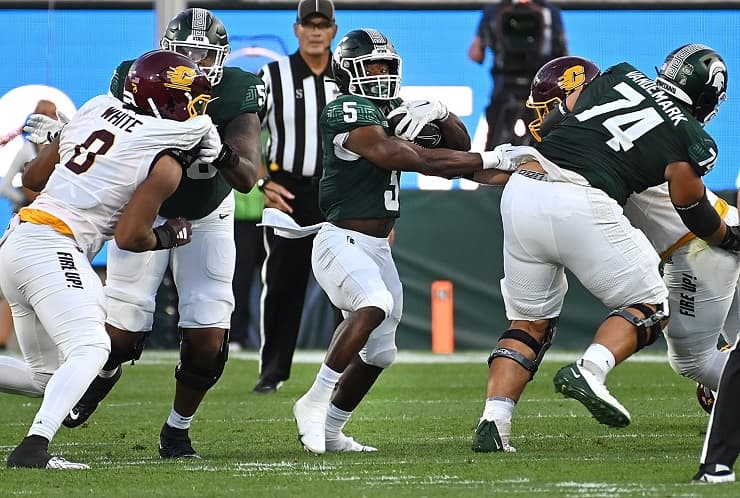 msu vs cmu in season opener (1)