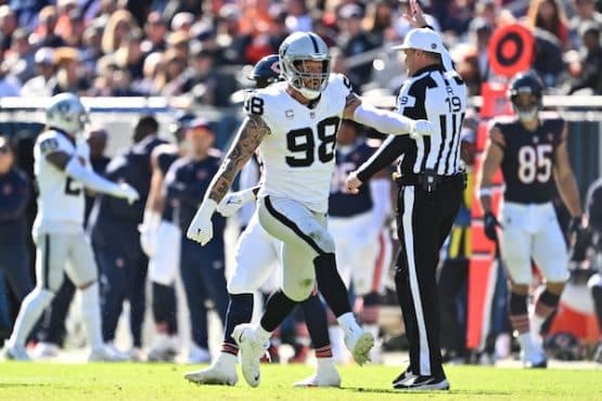 Las Vegas Raiders defensive end Maxx Crosby (98)