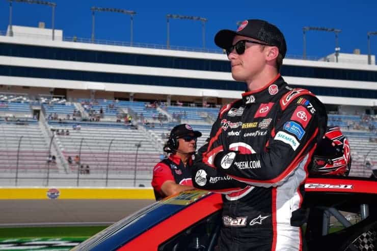 christopher bell wins las vegas playoff pole (1)