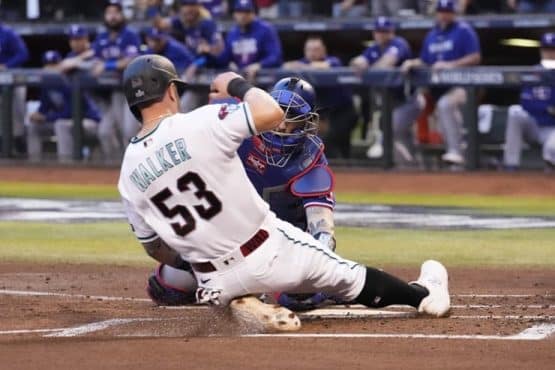 walker thrown out at home game 3 world series (1)