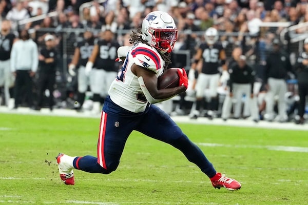 New England Patriots running back Rhamondre Stevenson