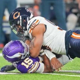 mnf bears vikings play ugly game (1)