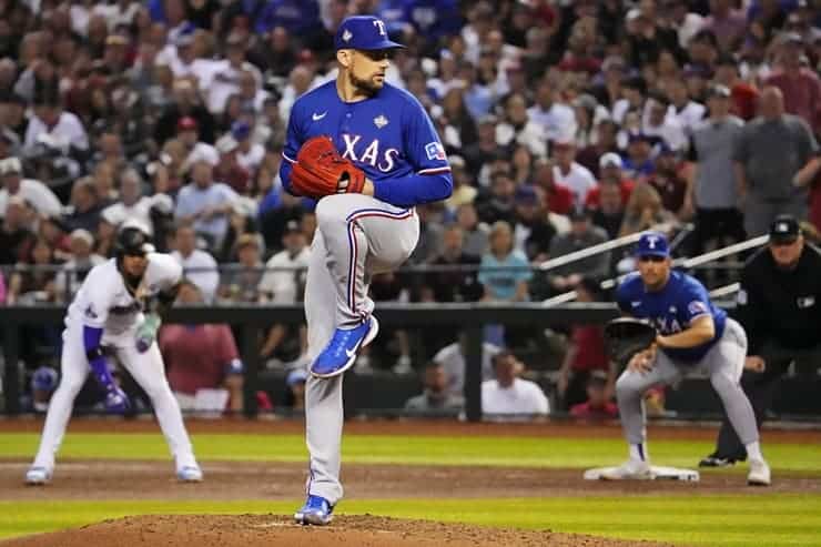 nathan eovaldi started game 5 of world series (1)