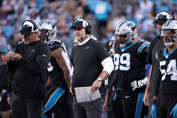 panthers frank reich on sidelines vs dallas (1)