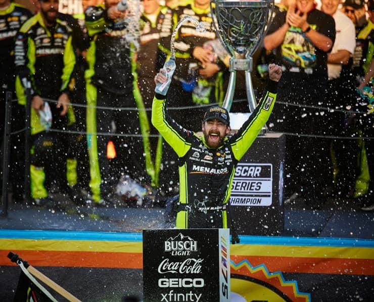 ryan blaney wins cup title (1)