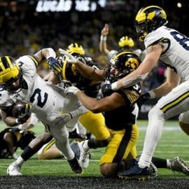 michigan blake corum socres in big ten title game (1)