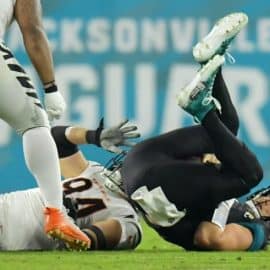 trevor lawrence sacked on mnf vs bengals (1)