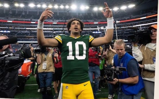 Caption: Green Bay Packers quarterback Jordan Love