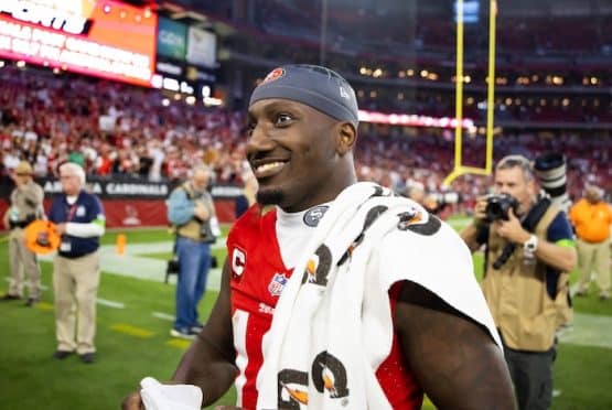 San Francisco 49ers wide receiver Deebo Samuel (19)