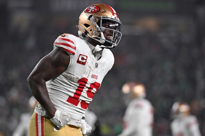 San Francisco 49ers wide receiver Deebo Samuel (19) celebrates his touchdown against the Philadelphia Eagles