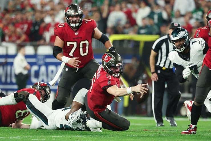 baker mayfield is sacked in wild car game vs eagles (1)