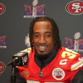 Kansas City Chiefs cornerback L'Jarius Sneed (38)
