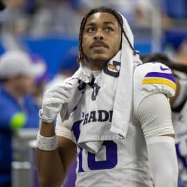Minnesota Vikings wide receiver Justin Jefferson (18)