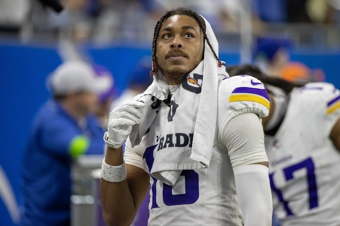 Minnesota Vikings wide receiver Justin Jefferson (18)