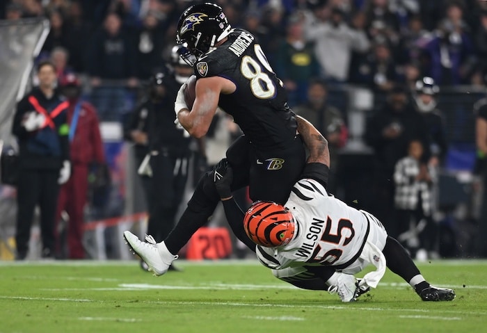 Baltimore Ravens tight end Mark Andrews (89) runs after a catch