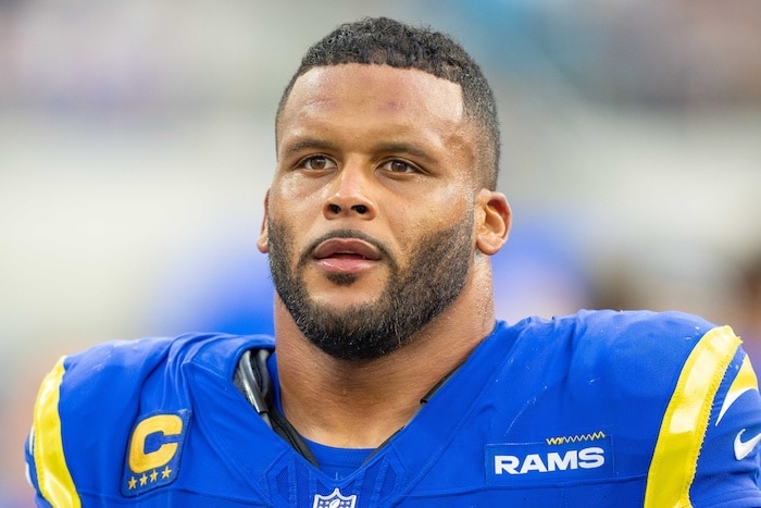 Los Angeles Rams defensive tackle Aaron Donald (99)