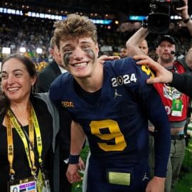 Michigan Wolverines quarterback J.J. McCarthy (9)