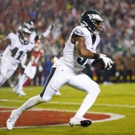 Philadelphia Eagles safety Kevin Byard (31) intercepts a pass