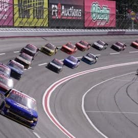 TRUCK QUALIFYING AT LAS VEGAS (1)