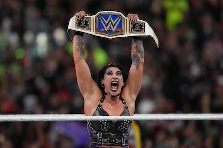 WWE WrestleMania Matches, Odds, & Predictions: Cody Rhodes Favored To Dethrone Roman Reigns