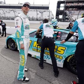 denny hamlin at home richmond track (1)