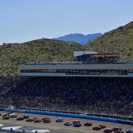 phoenix raceway cup winer race (1)