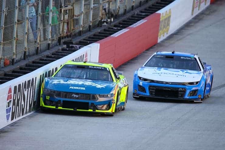 ryan blaney wins pole at bristol (1)