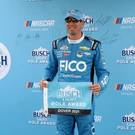 kyle busch pole at dover (1)