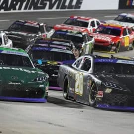 nascar xfinity series dude wipes at martinsville (1)