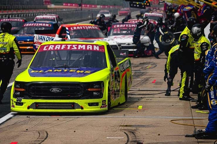 nascar truck series generic art (1)