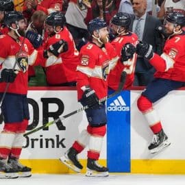 panthers celebrate game 6 goal (1)