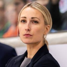 Seattle Kraken coach Jessica Campbell