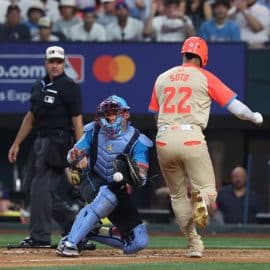 mlb allstar game play at plate (1)