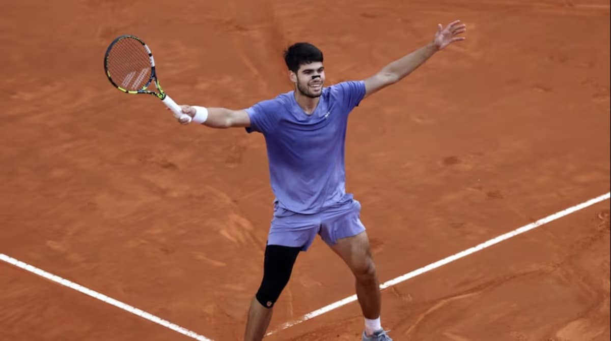 Carlos Alcaraz defeats Jannik Sinner for Italian Open win