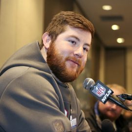 Joe Thuney Contract